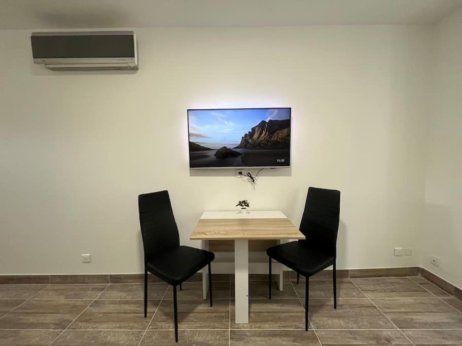 Superbe Appartement A 15 Min De Lyon Saint-Fons エクステリア 写真